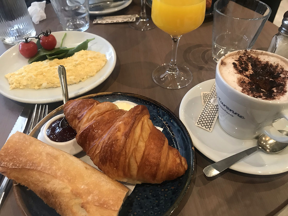 パリの朝ご飯（出張後記その３）